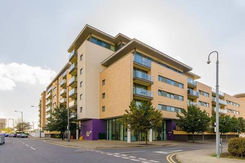 2 bedroom flat to rent, Ebb Court, Gallions Reach, London, E16