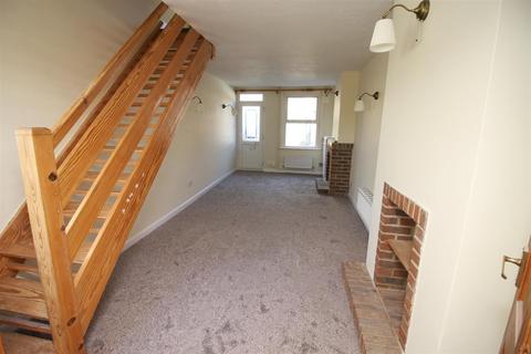 2 bedroom terraced house to rent, Love Lane, Salisbury SP1