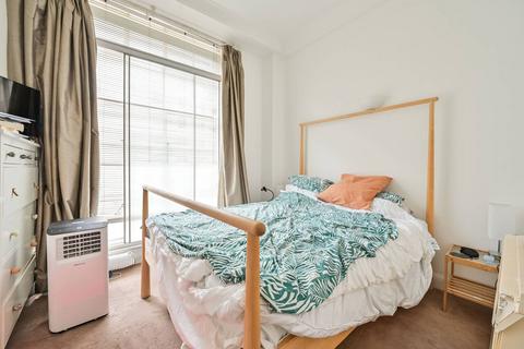 1 bedroom flat for sale, Belvedere Road, South Bank, London, SE1