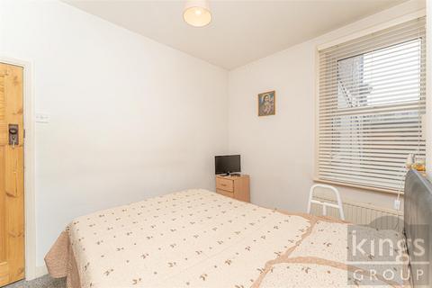 108 Turner Road, London, E17 3JQ