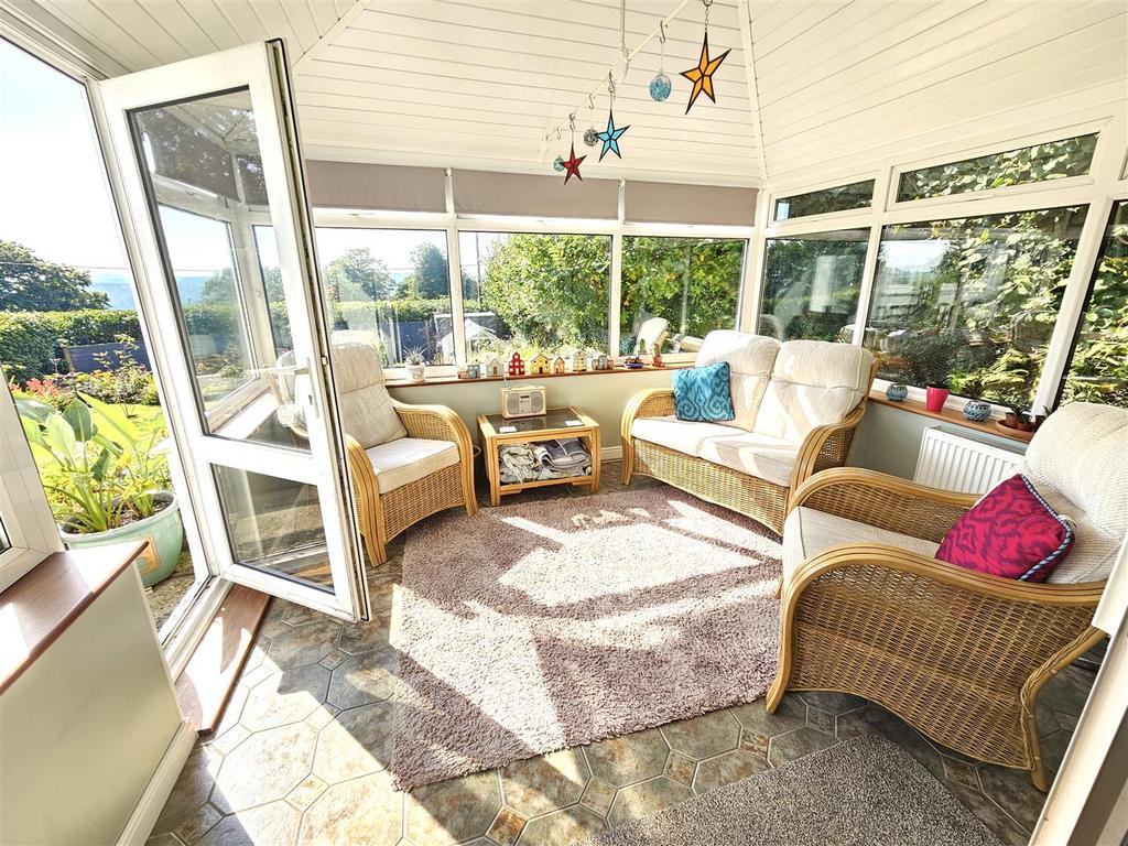 Garden Room.jpg