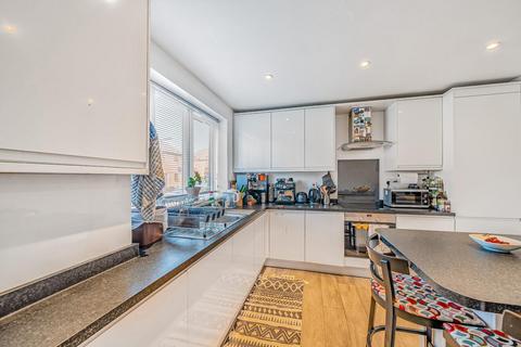 31 Esmeralda Road, London, SE1 5RJ
