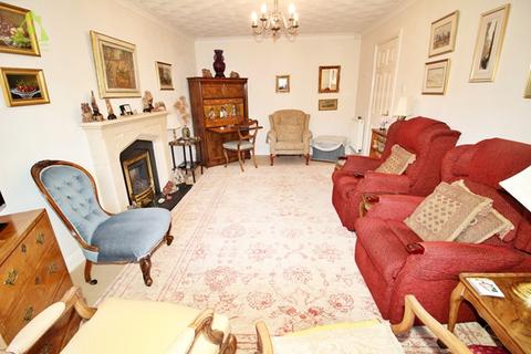 17 Farleigh Close, Westhoughton, Bolton, BL5 3ES