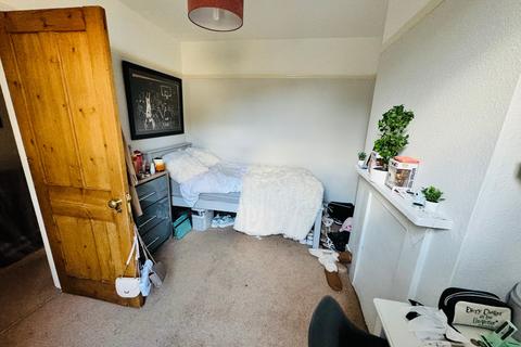 71 Newbury Road, Bromley, BR2 0QN