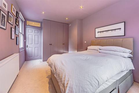 First Floor Flat, 19 Shirlock Road, London, NW3 2HR