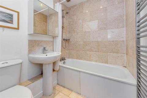 First Floor Flat, 19 Shirlock Road, London, NW3 2HR