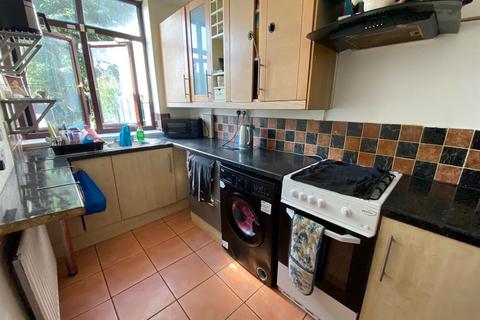 2 bedroom terraced house for sale, Broad Street, Dagenham