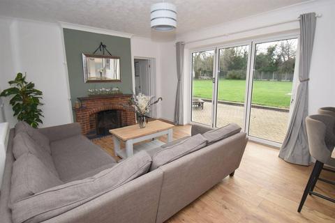 4 bedroom detached bungalow for sale, Foxgrove Road, Tankerton, Whitstable