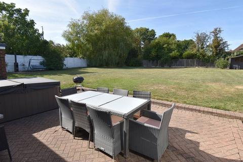 4 bedroom detached bungalow for sale, Foxgrove Road, Tankerton, Whitstable