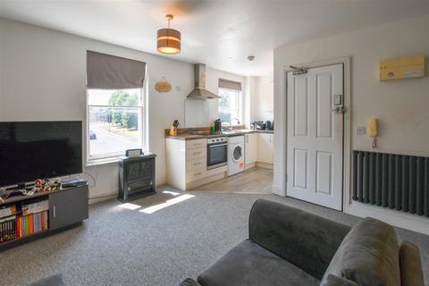 1 bedroom flat for sale, 18 St. Marys Square, Newmarket CB8