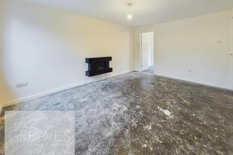 2 bedroom maisonette for sale, Larkspur Avenue, Redhill, Nottingham