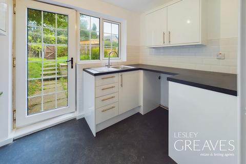 2 bedroom maisonette for sale, Larkspur Avenue, Redhill, Nottingham