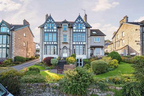 1 bedroom apartment for sale, Herons Reach, The Promenade, Arnside, Cumbria LA5 0AD