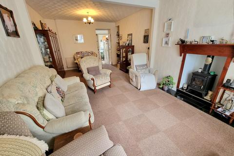 4 bedroom semi-detached house for sale, School Road, Kenfig Hill, Bridgend, Bridgend County. CF33 6DT