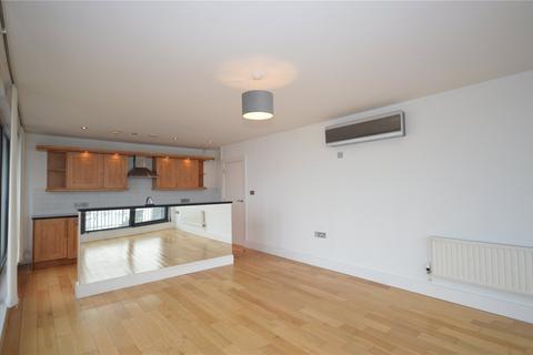 2 bedroom penthouse to rent, Tower Promenade, Wallasey, Merseyside, CH45