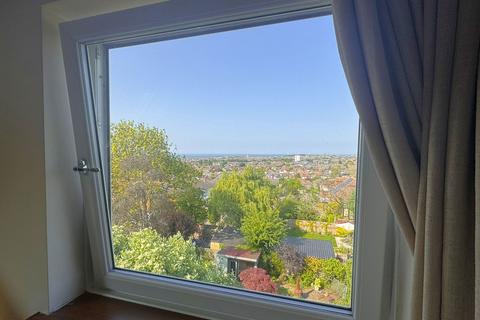 15 Pierpoint Road, Whitstable, CT5 4NW
