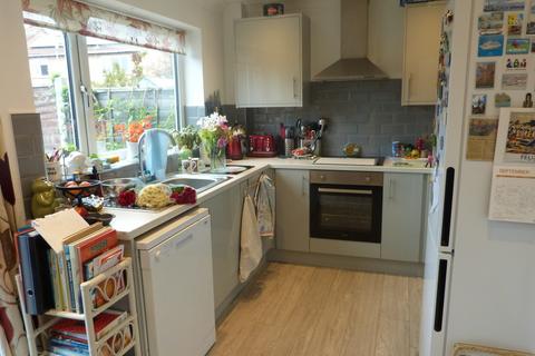 3 bedroom semi-detached house to rent, Teeswater Close