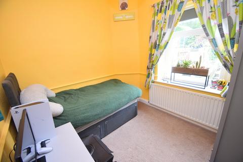 75 Cottingley Cliffe Road, Bingley, BD16 1UP