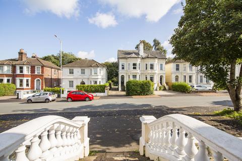 14 bedroom apartment for sale, Upper Grosvenor Road, Tunbridge Wells