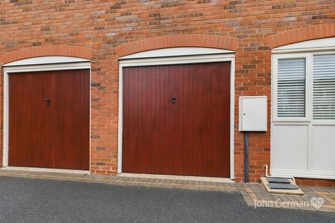 4 bedroom townhouse for sale, Ludgate Street, Tutbury