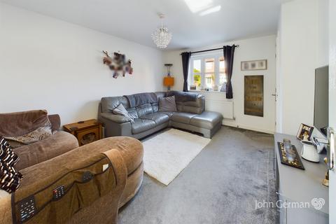 53 Cascade Close, Burton-on-trent, DE14 1DX