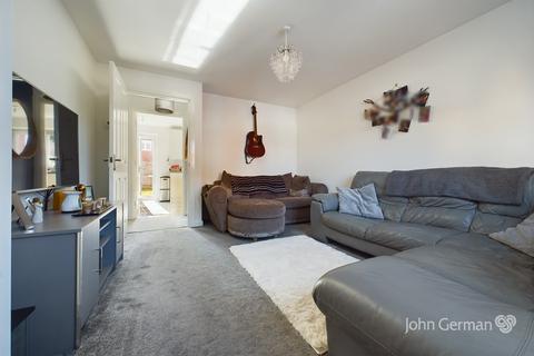53 Cascade Close, Burton-on-trent, DE14 1DX
