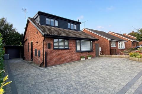 3 bedroom detached house for sale, Willow Close, Upper Tean