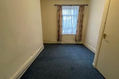 1 bedroom ground floor flat to rent, Cavendish Place, Eastbourne BN21