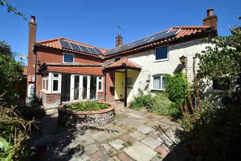 3 bedroom detached house for sale, Chapel Road, Roughton NR11