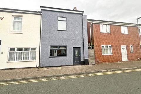 3 bedroom end of terrace house to rent, Mersey Road, Widnes