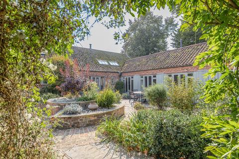 Cornflake Barn Bluestone Road, South Creake, Fakenham, NR21 9LY