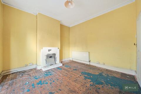 40 Waldo Road, London, NW10 6AT