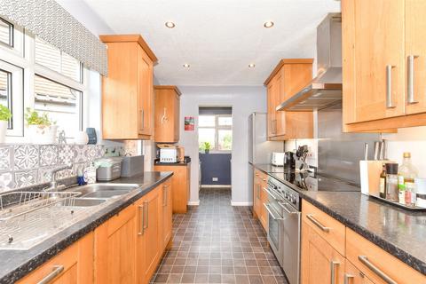 3 bedroom semi-detached house for sale, Poplar Grove, Maidstone, Kent