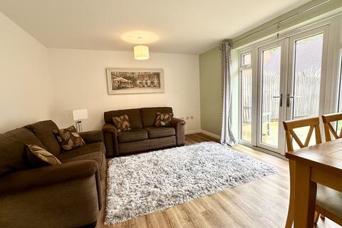 3 bedroom townhouse for sale, Poppyfields Way, Brackley