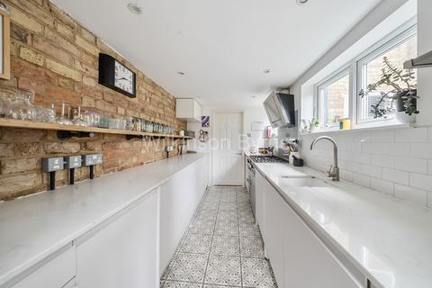 3 bedroom terraced house for sale, Union Road, Bounds Green N11