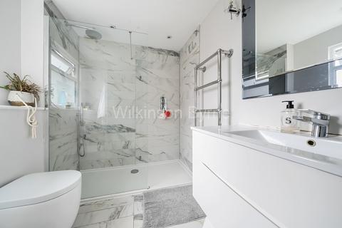 8 Union Road, London, N11 2SE