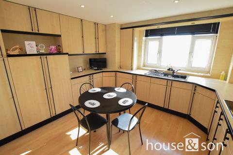 3 bedroom apartment for sale, Albany, Manor Road, East Cliff, Bournemouth, BH1