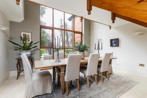 Oak Wood House Cliff Way, Compton, Winchester, SO21 2AP