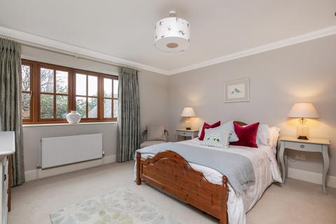 Oak Wood House Cliff Way, Compton, Winchester, SO21 2AP