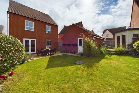 4 bedroom detached house for sale, Buttercup Close, East Leake