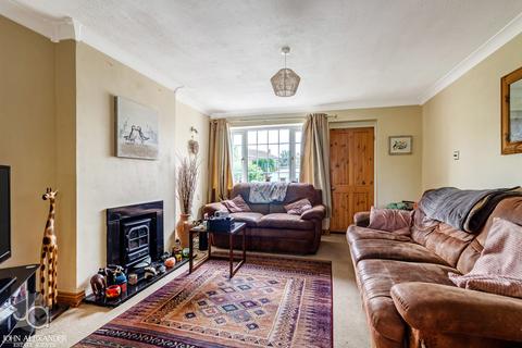 4 bedroom detached house for sale, Brook Close, Tiptree