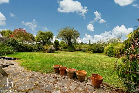 3 Brook Close, Tiptree, Colchester, CO5 0RY