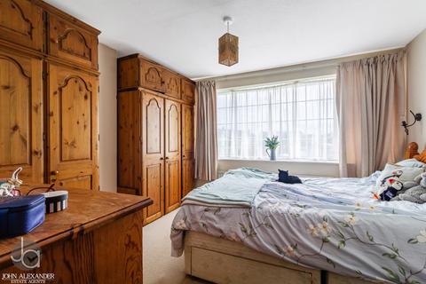 3 Brook Close, Tiptree, Colchester, CO5 0RY