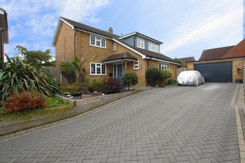 4 bedroom detached house for sale, Kings Walk, Tollesbury