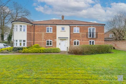 2 bedroom ground floor flat for sale, Norwich Road, Hethersett