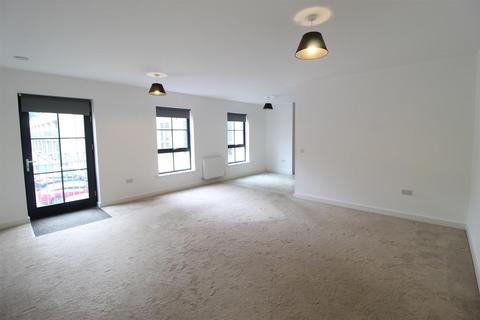 undefined, Kinderlee Way, Chisworth, Glossop