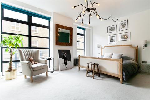 Flat 3, 59 Chilton Street, London, E2 6EA