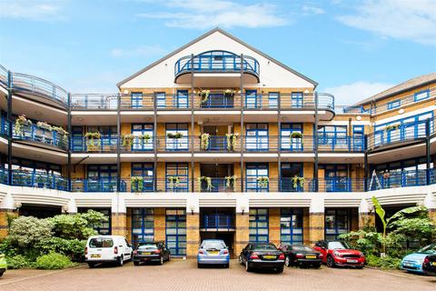 Flat 3, 59 Chilton Street, London, E2 6EA