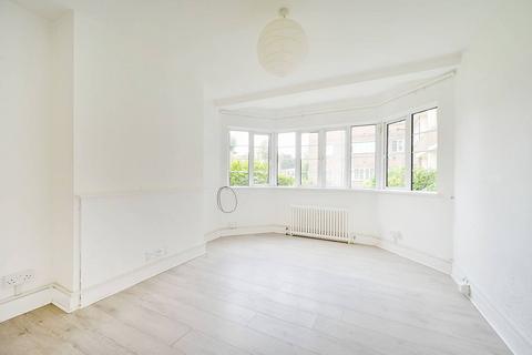 2 bedroom flat to rent, Chiswick Village, Chiswick, London, W4