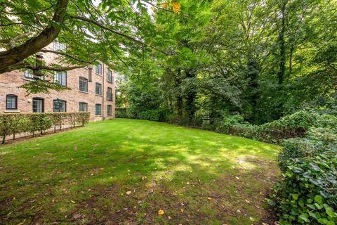 2 bedroom flat for sale, Crown Mill, Mitcham, CR4